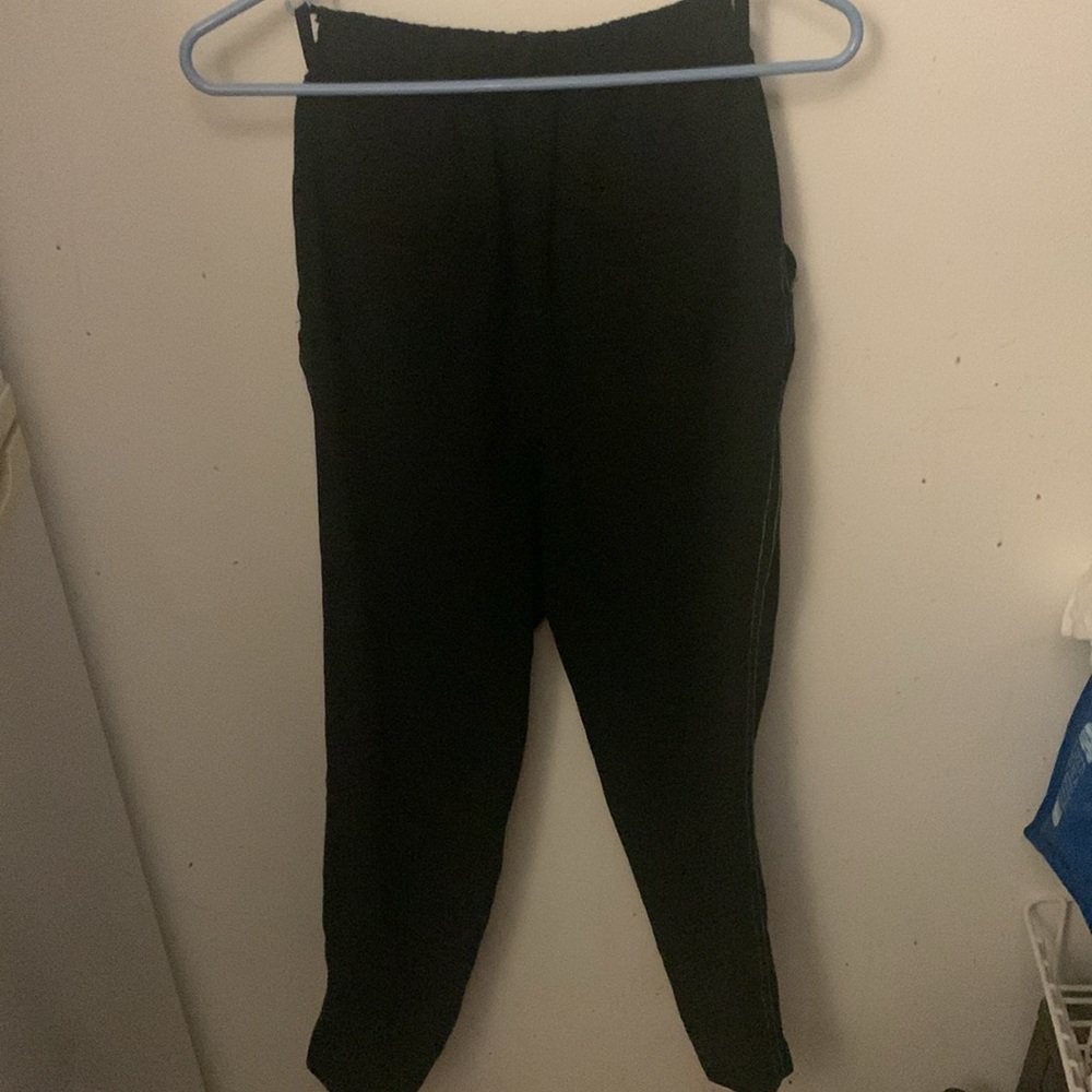 Very Sharp Zara Woman Jet Black Pants W/ white stitching along the side SZ 2